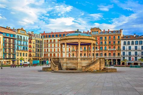 pamplona contactos|Chat de Pamplona gratis para conocerse online